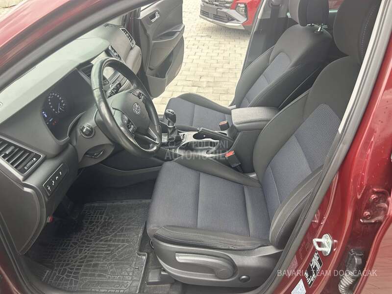 Hyundai Tucson 1.6 CRDI 6MT