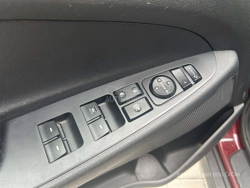 Hyundai Tucson 1.6 CRDI 6MT