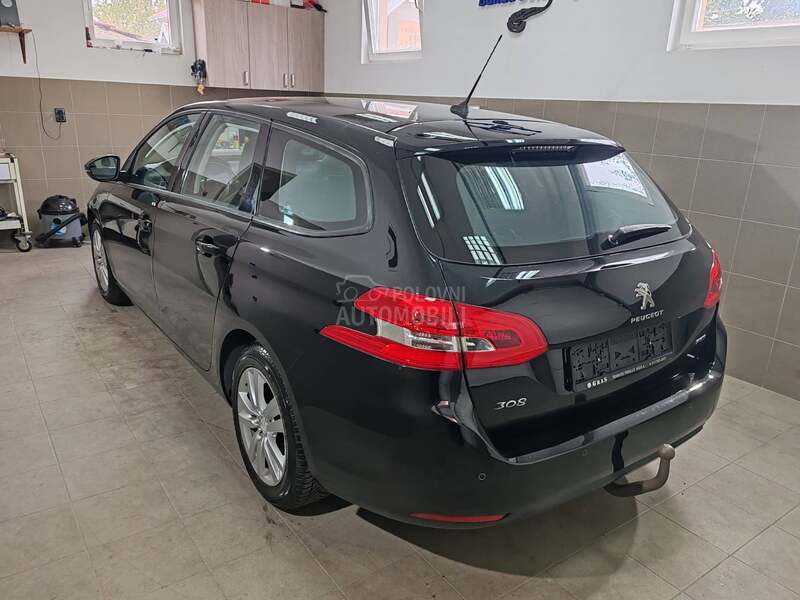 Peugeot 308 1.6 BLUE HDI
