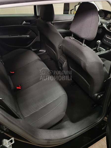 Peugeot 308 1.6 BLUE HDI