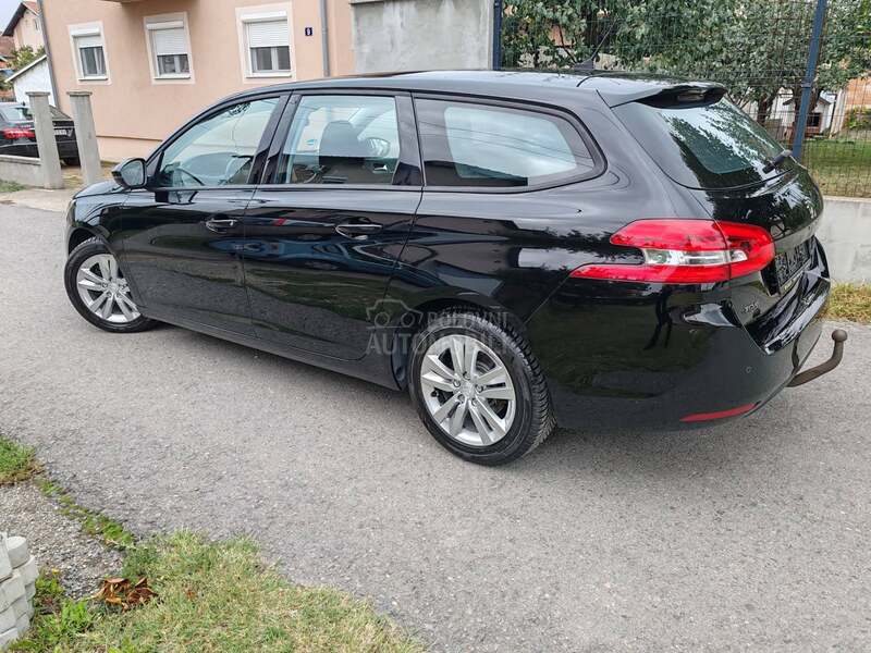 Peugeot 308 1.6 BLUE HDI