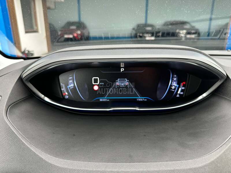 Peugeot 3008 ALLURE AUT 90.000
