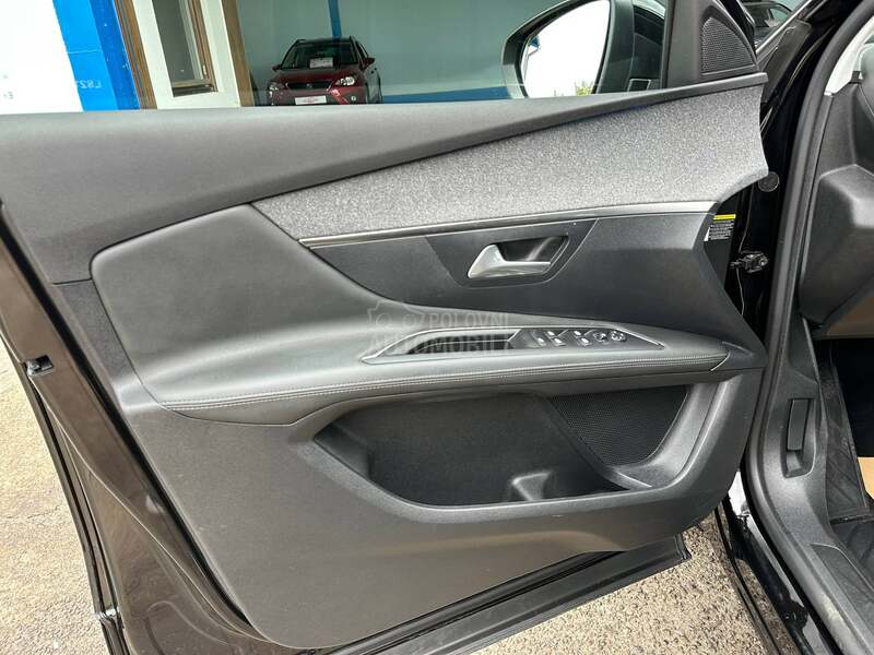 Peugeot 3008 ALLURE AUT 90.000