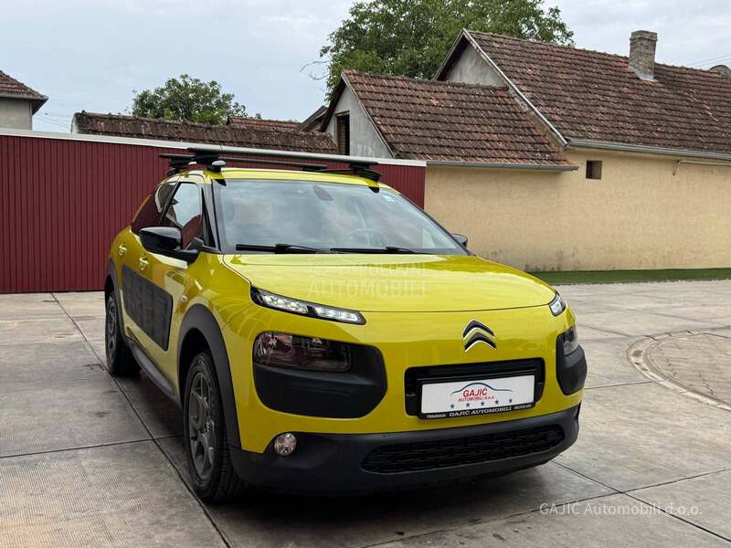 Citroen C4 Cactus 1.2b