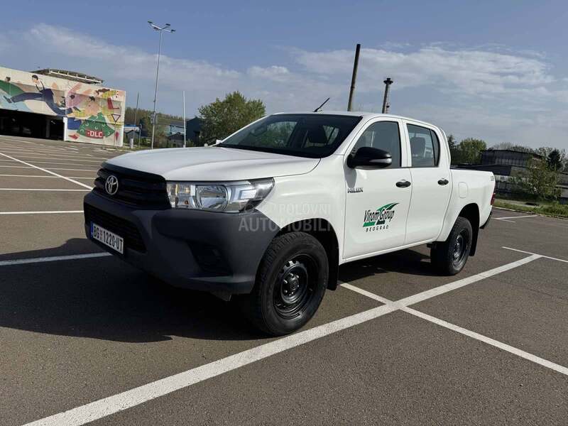 Toyota Hilux 2.4