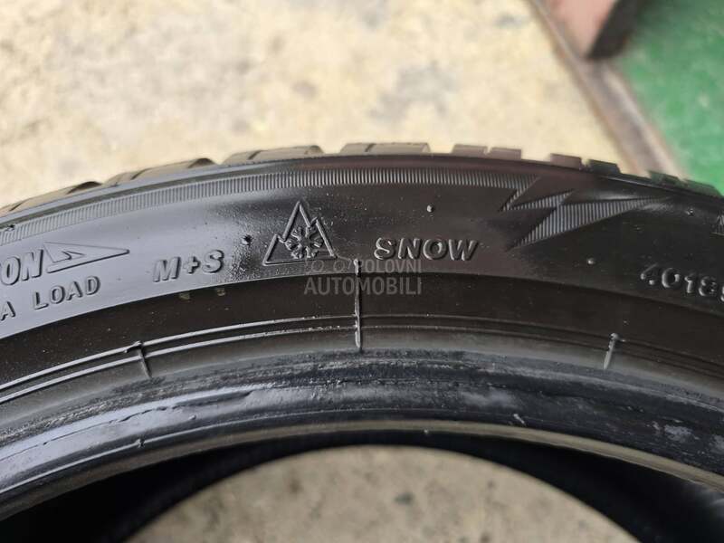Bridgestone 235/40 R18 Zimska