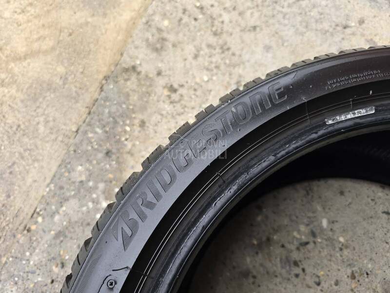 Bridgestone 235/40 R18 Zimska