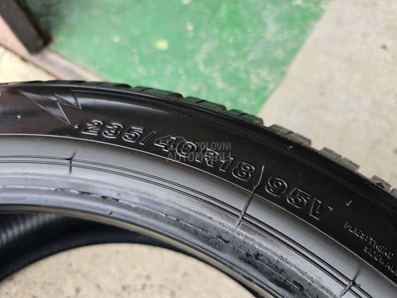 Bridgestone 235/40 R18 Zimska