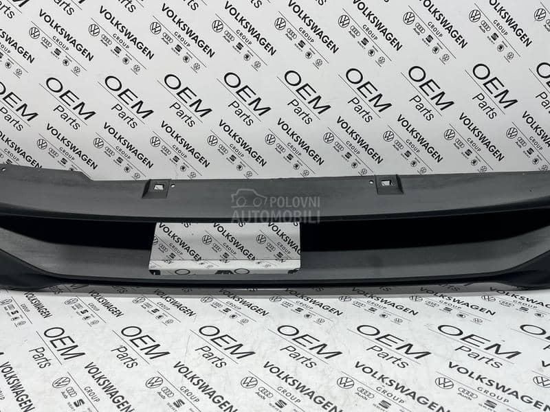Difuzor zadnje branika Golf 8