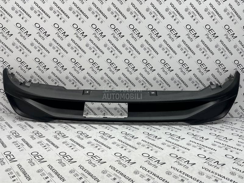 Difuzor zadnje branika Golf 8