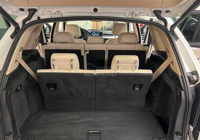 BMW X5 2.0D, 7 sedista