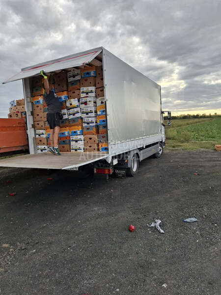 Mercedes Benz 1218  5,20m