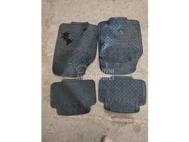 Patosnice gumene za Peugeot Partner