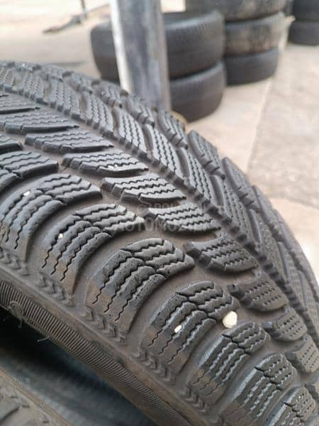 Sava 185/60 R15 Zimska