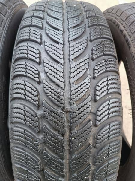 Sava 185/60 R15 Zimska