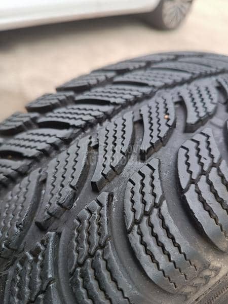 Sava 185/60 R15 Zimska