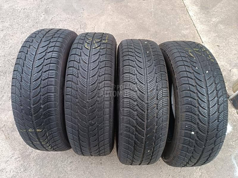 Sava 185/60 R15 Zimska