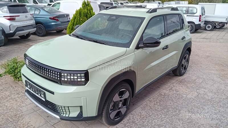 Fiat Grande Panda LA PRIMA HYBRID