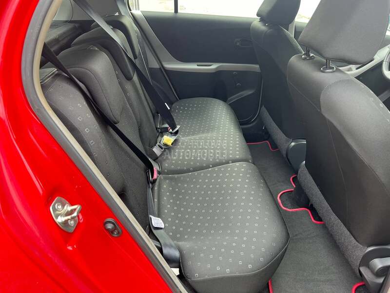 Toyota Yaris 1.0vvti