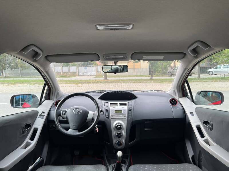 Toyota Yaris 1.0vvti