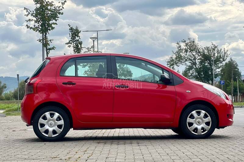 Toyota Yaris 1.0vvti