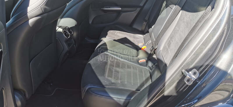 Mercedes Benz GLC 220 D 4 MATIC