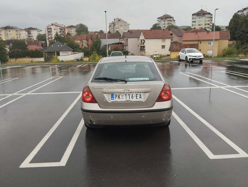 Ford Mondeo 