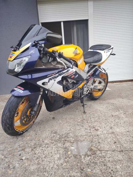 Honda 929