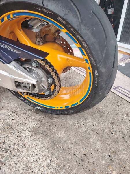 Honda 929