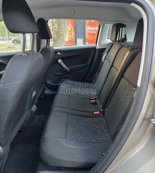 Peugeot 2008 1.6HDI AKTIV