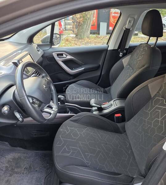 Peugeot 2008 1.6HDI AKTIV