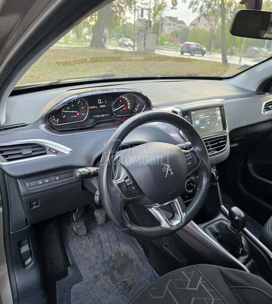 Peugeot 2008 1.6HDI AKTIV