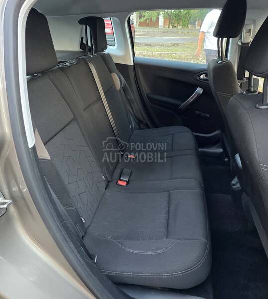 Peugeot 2008 1.6HDI AKTIV