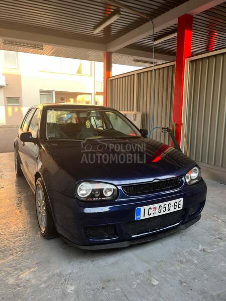 Volkswagen Golf 4 