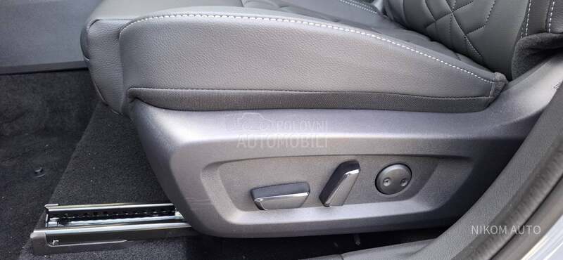 Nissan Qashqai TEKNA BOSE A.KCIJA
