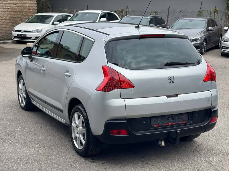 Peugeot 3008 P A N O. A U T