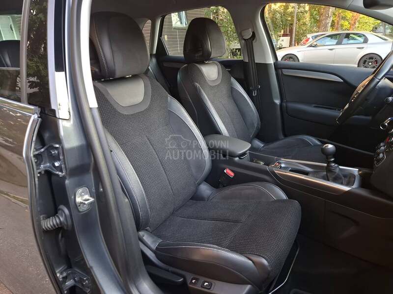 Citroen C4 1.6e HDI EXCLUSIVE