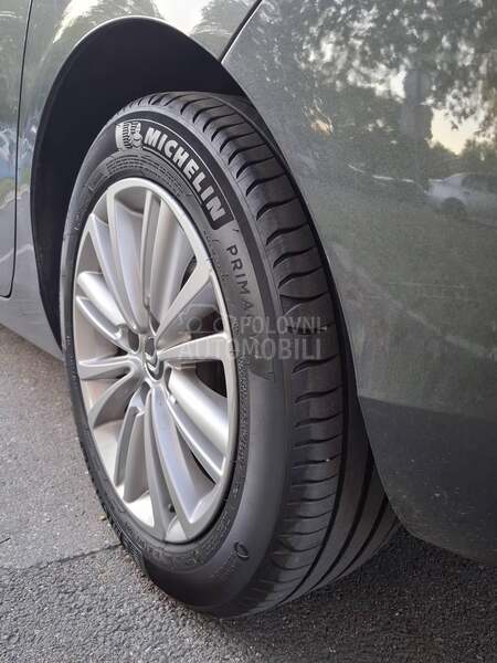 Citroen C4 1.6e HDI EXCLUSIVE