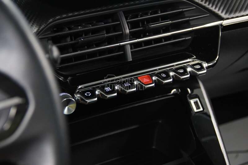 Peugeot 208 RATA OD124/AUTO.MA