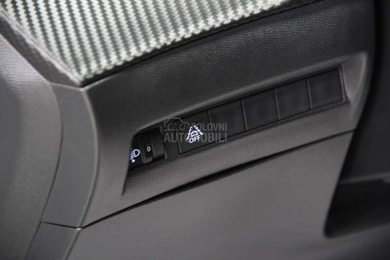 Peugeot 208 RATA OD124/AUTO.MA
