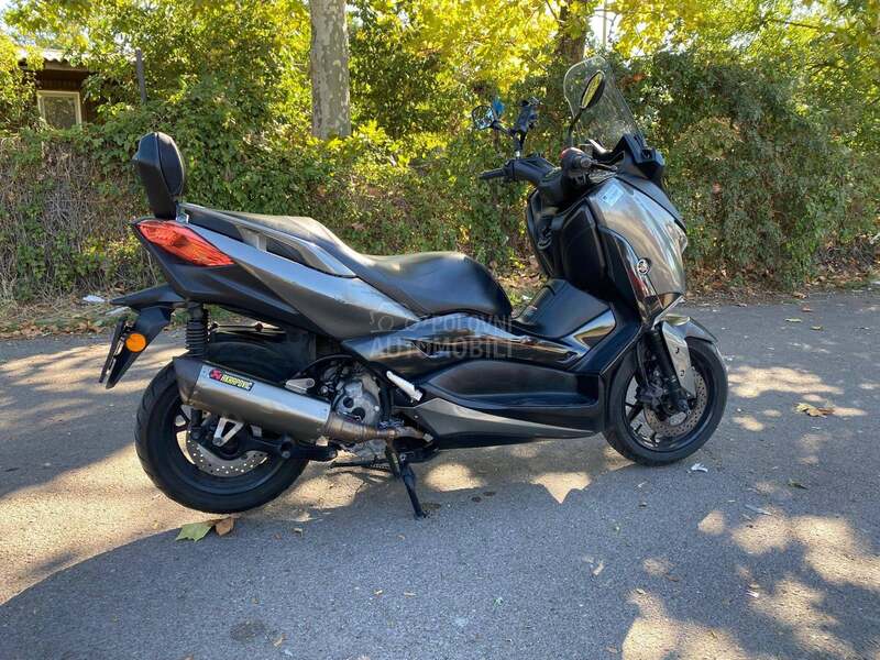 Yamaha XMax