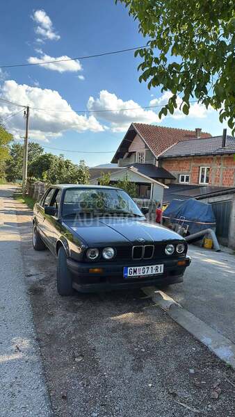 BMW 318 