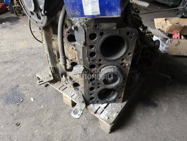 Blok motora Actros V 6