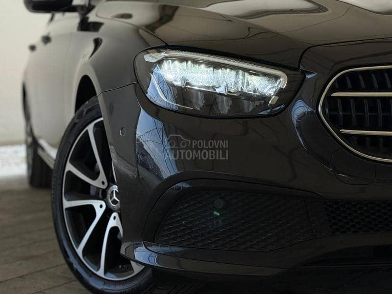 Mercedes Benz E 220 E 220 D - ILMA