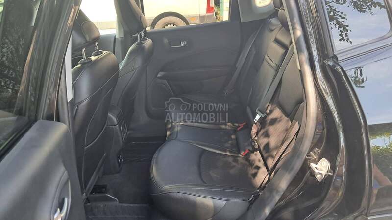 Jeep Compass 1.3 DDCT LIMITED