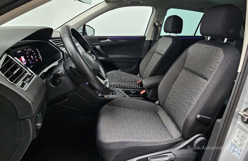 Volkswagen Tiguan 2.0 tdi DSG