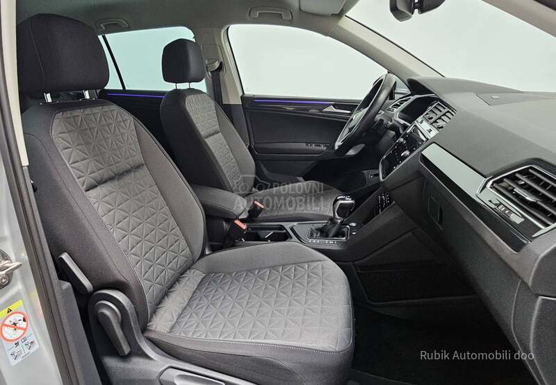 Volkswagen Tiguan 2.0 tdi DSG