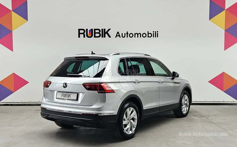 Volkswagen Tiguan 2.0 tdi DSG
