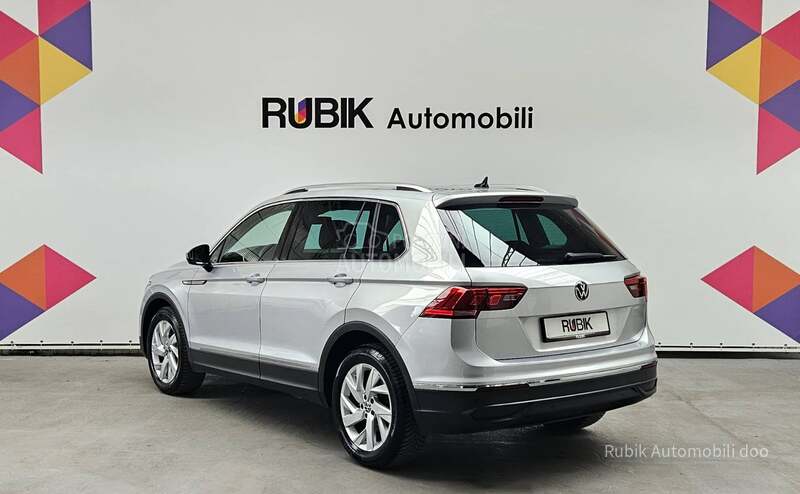 Volkswagen Tiguan 2.0 tdi DSG