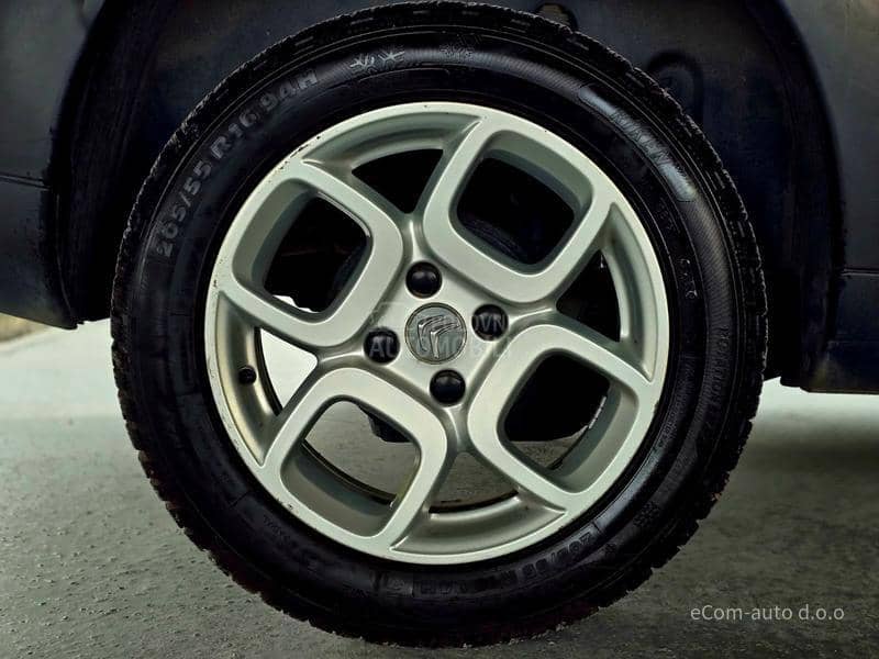 Citroen C4 Cactus 1.5 HDI SHINE